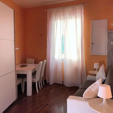 Lägenhet Ferienwohnung Fur 4 Personen Ca 30 M In Genua, Italienische Riviera Italienische Westkuste *